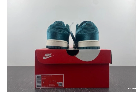 Dunk Velvet Low Nike Green DZ5224-300 0318